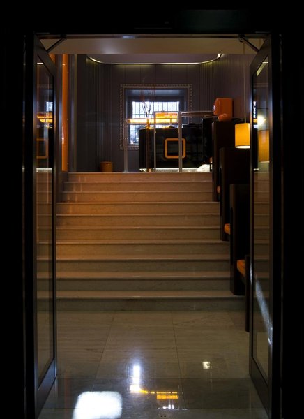 Orange Hotel