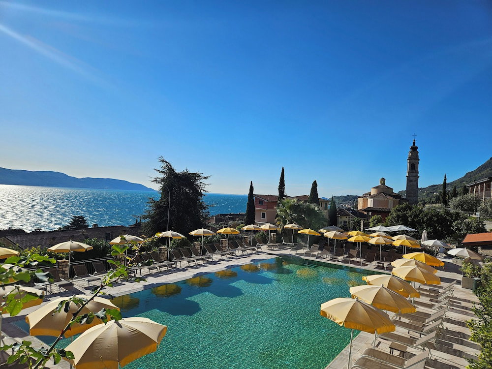 Hotel Residence Borgo Dei Limoni