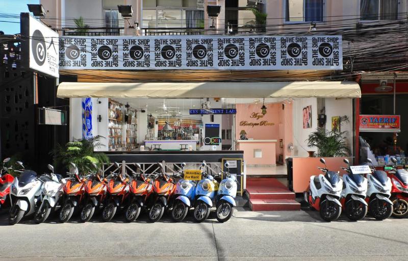 Hotel Arya Eightball Records Hotel