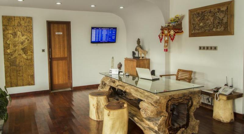 Delu Villas & Suites