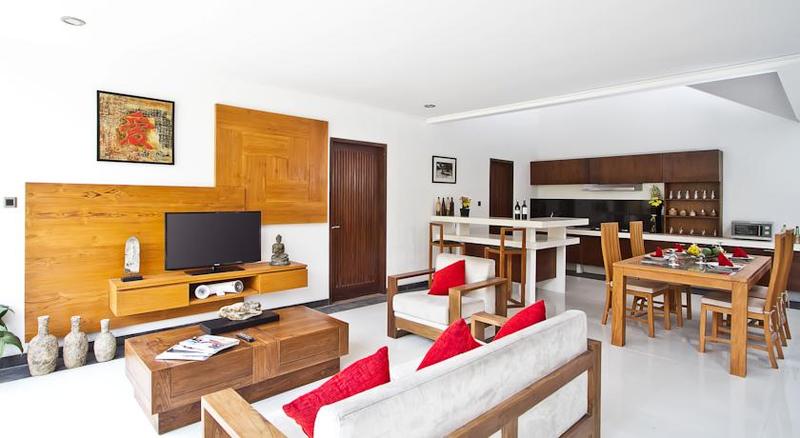 Delu Villas & Suites