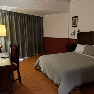 Hotel Hotel El Cisne cazare Zaragoza