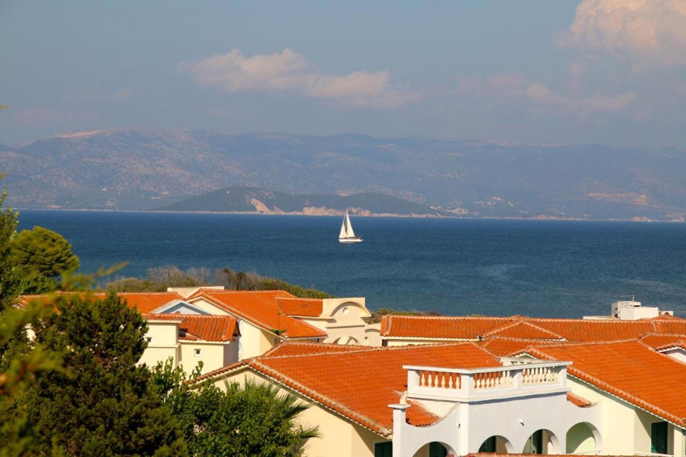 dal travel Mediterranean Blue