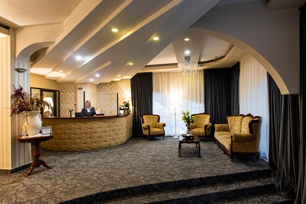 Hotel Brilliant Meses