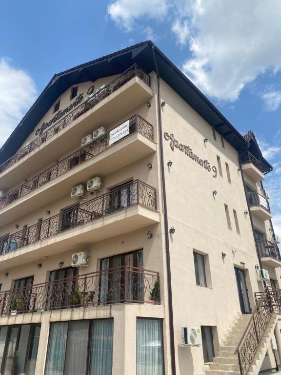 Hotel Apartament Oana