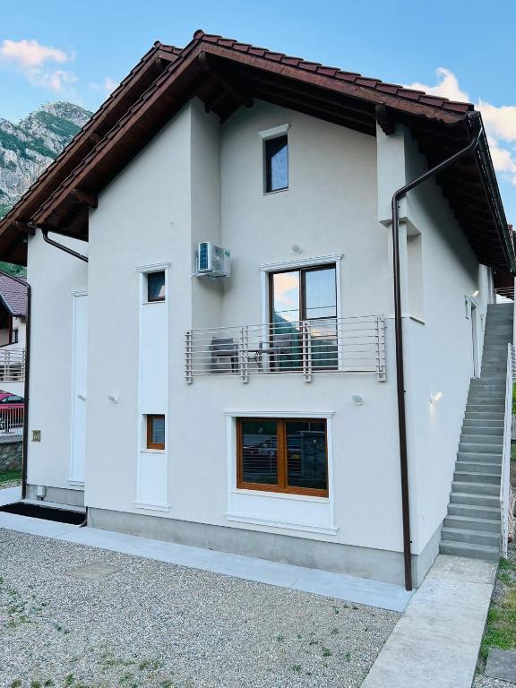 Hotel M House Băile Herculane