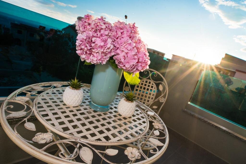 Hotel Sea View Luxury Studio Apartment