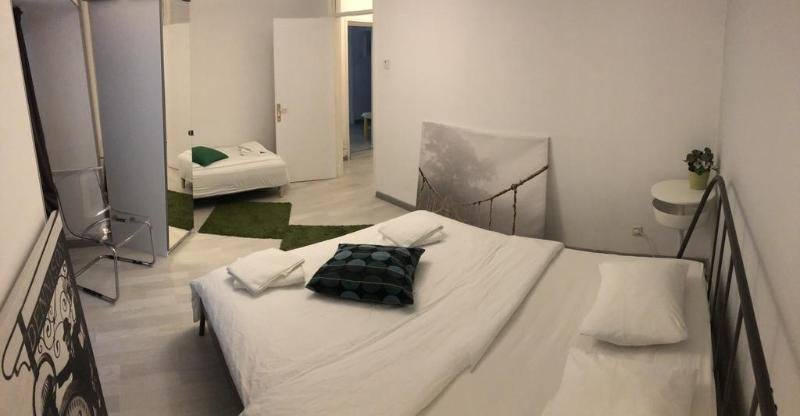 Green Apartment No 12