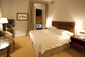 Hotel Villa Soro cazare San Sebastian