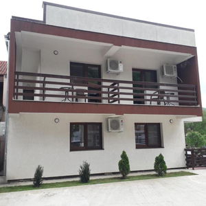 Hotel Vila Ovidiu cazare Baile Herculane