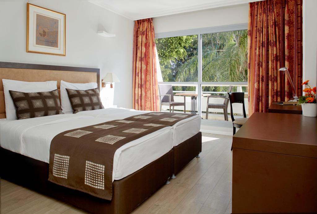 Hotel Kfar Maccabiah Hotel And Suites