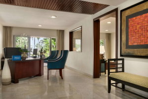 Hotel Hilton La Romana Resort & Water Park cazare Bayahibe