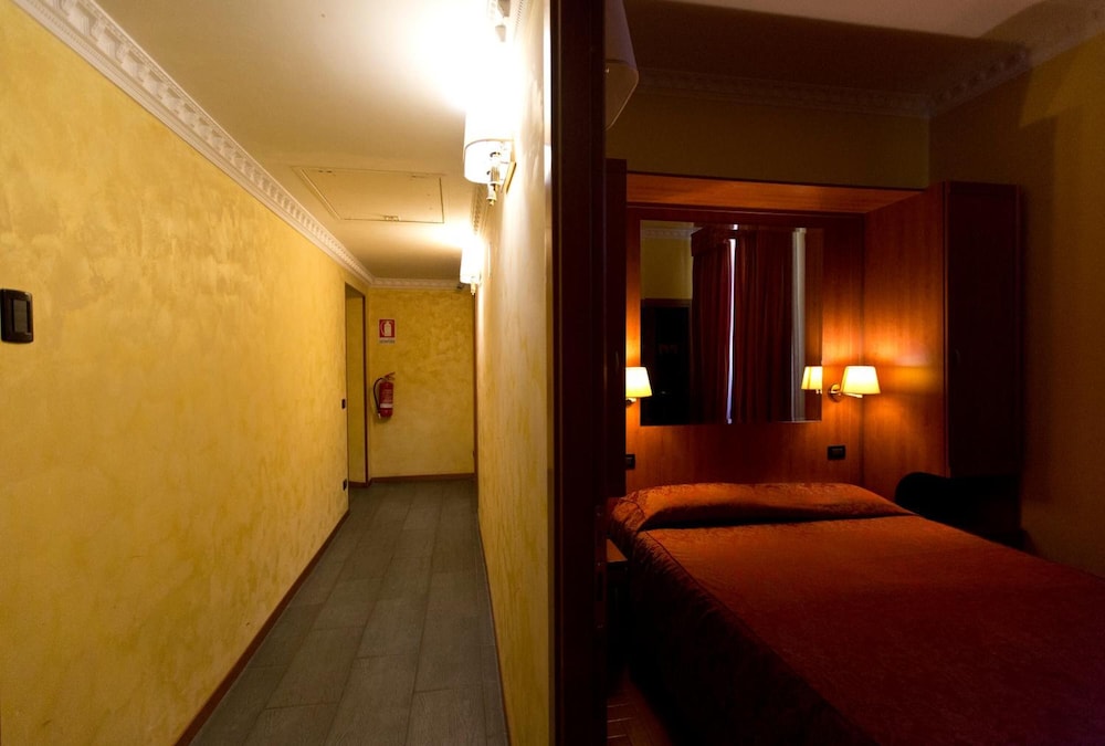 Hotel Lella