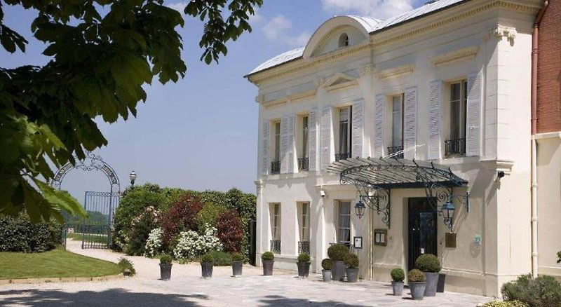 Hotel Pavillon Henri Iv