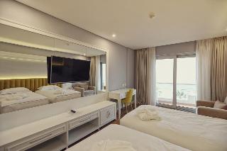 Premium Beach Hotel