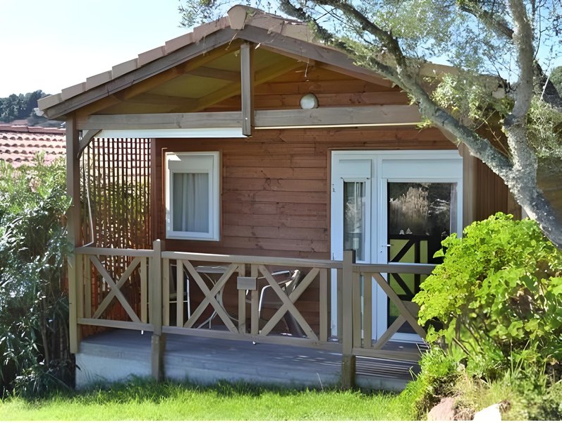 Hotel Maora Village