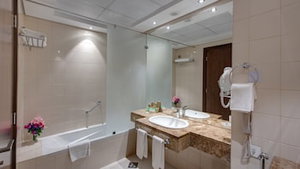 Hotel Center Hotel Sharjah cazare Sharjah