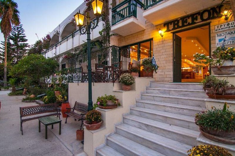 Trefon Hotel Apartments & Family Suites