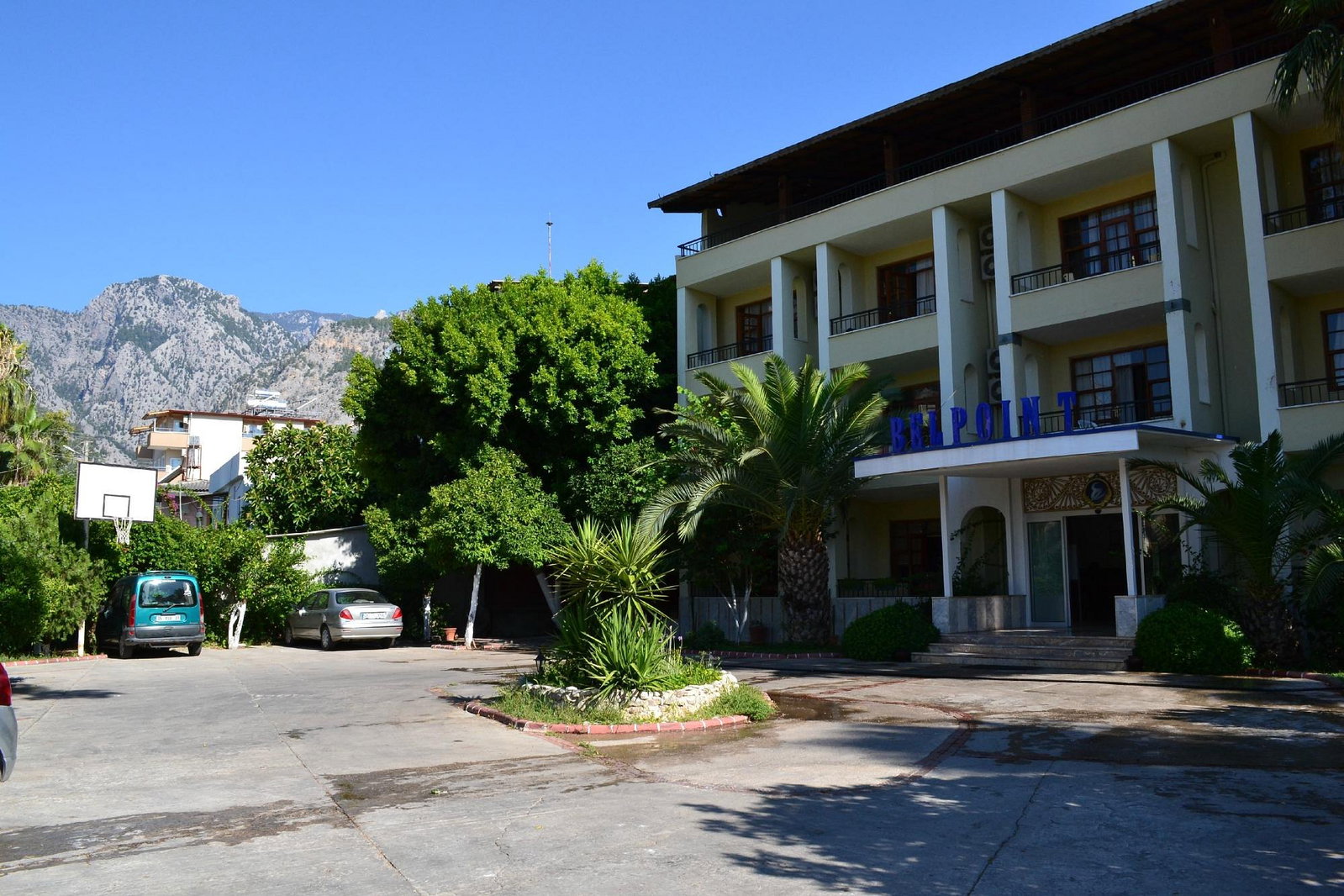 Hotel Belpoint Beach Hotel