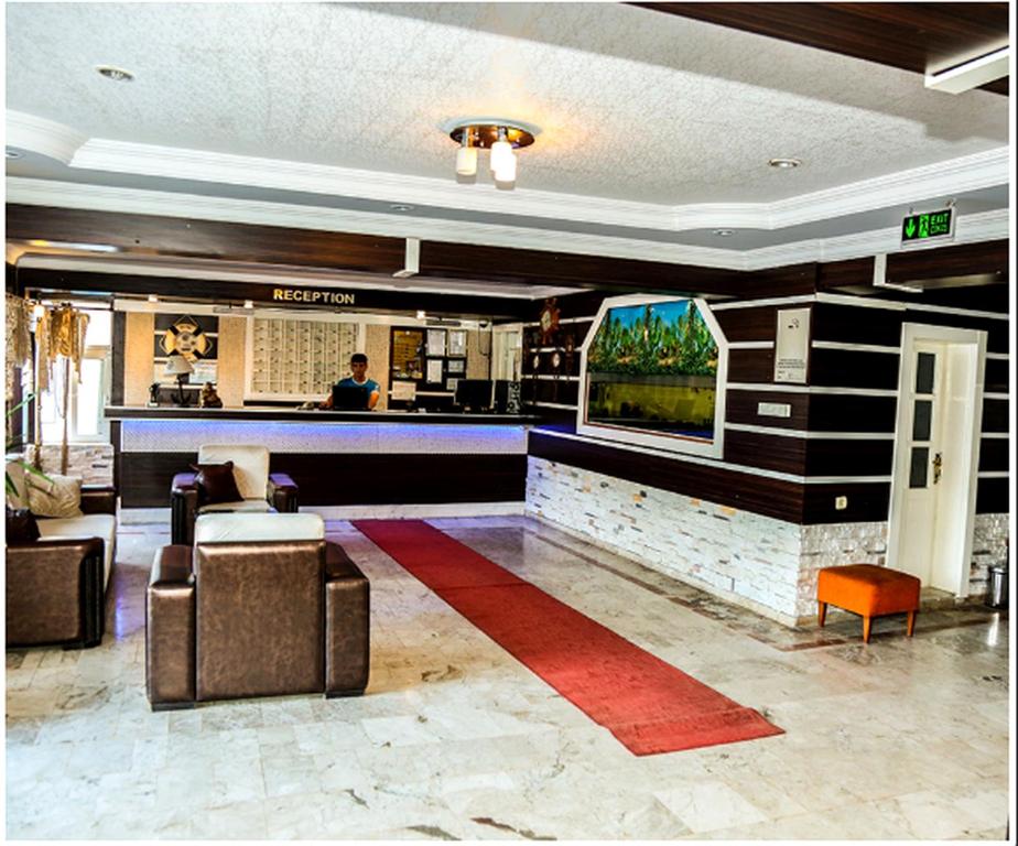 More Hotel