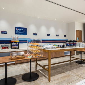 Hotel Holiday Inn Express Cartagena Manga, An Ihg Hotel cazare Cartagena