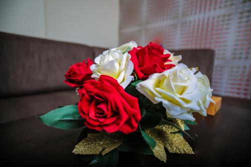 Lancaster Hotel Apartments-Gardens