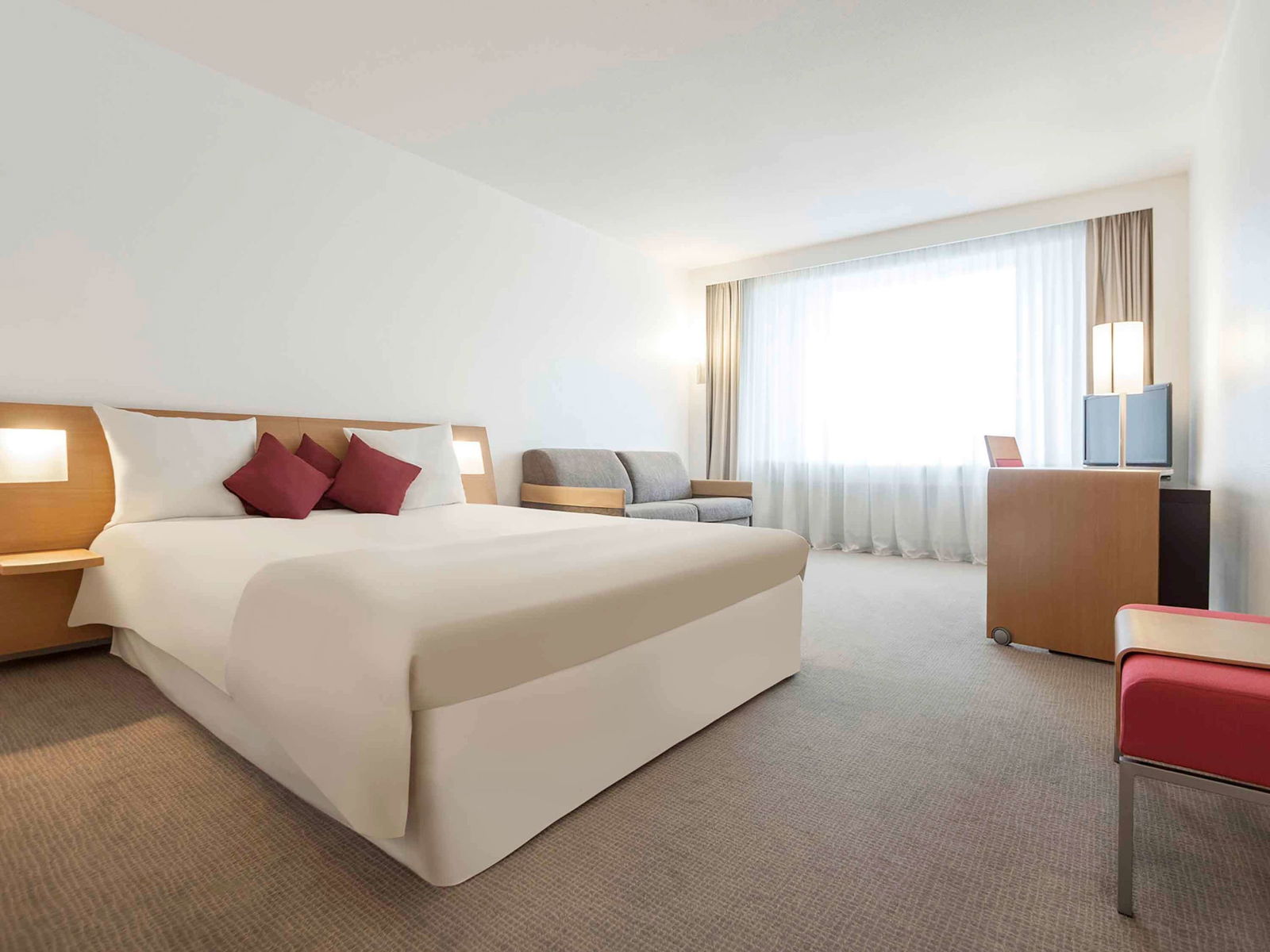 Hotel Novotel Paris Suresnes Longchamp