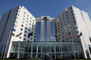 Hotel Hilton Sofia cazare Sofia