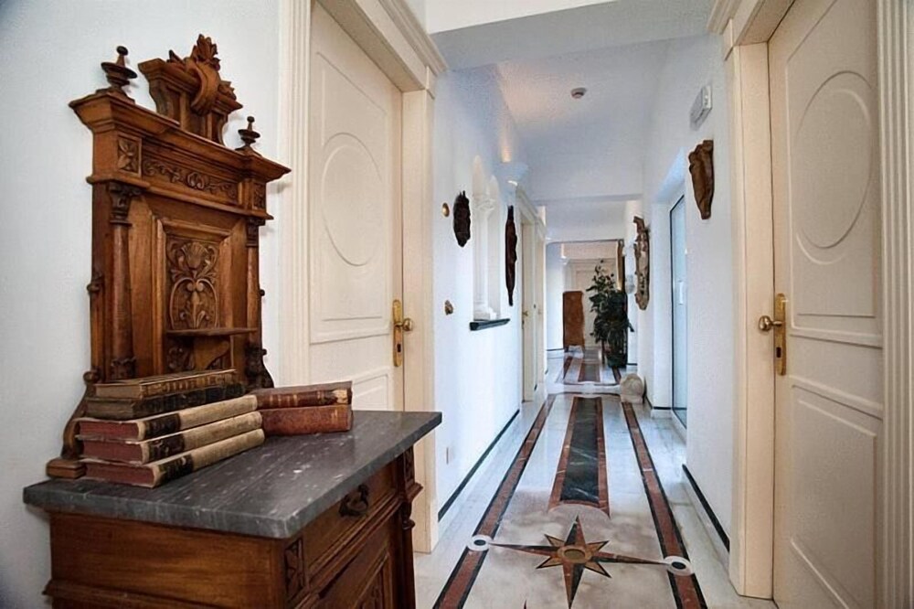 Hotel Bussola Hermes