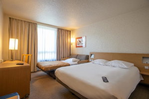 Hotel Hotel Novotel Aix En Provence Pont De L'Arc Fenouillères cazare Aix-en-Provence