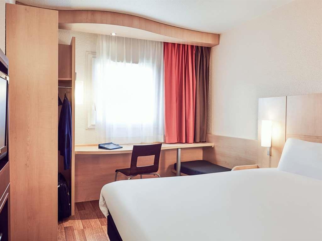 Ibis Aix En Provence Hotel