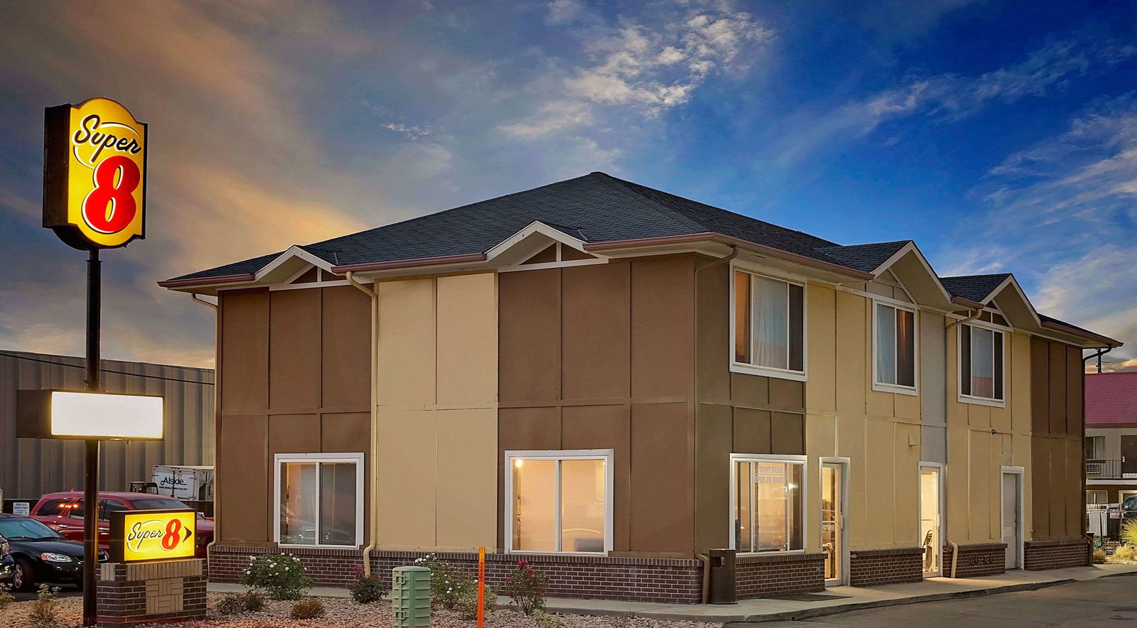 Hotel Super 8 By Wyndham Denver Central