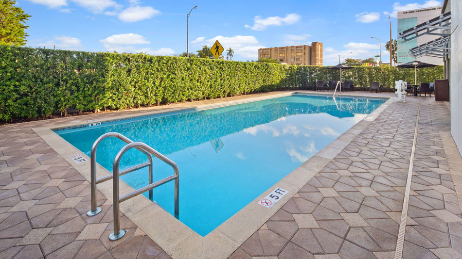 Best Western Premier Miami International Airport Hotel & Suites