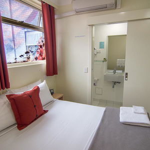 Hotel Miami Melbourne cazare Melbourne