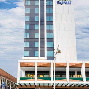 Hotel Holiday Inn Express Adelaide City Centre cazare Adelaide