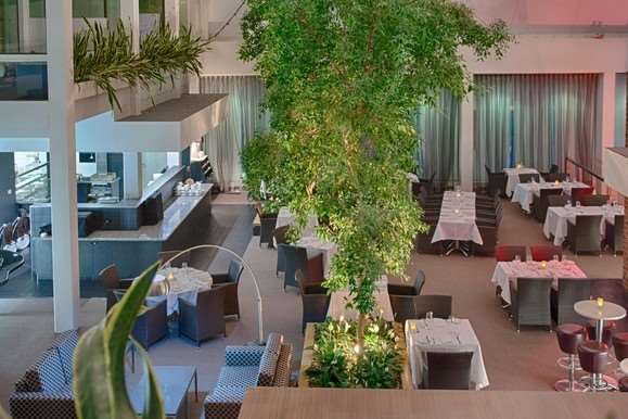 Hotel Mantra Pavilion Hotel