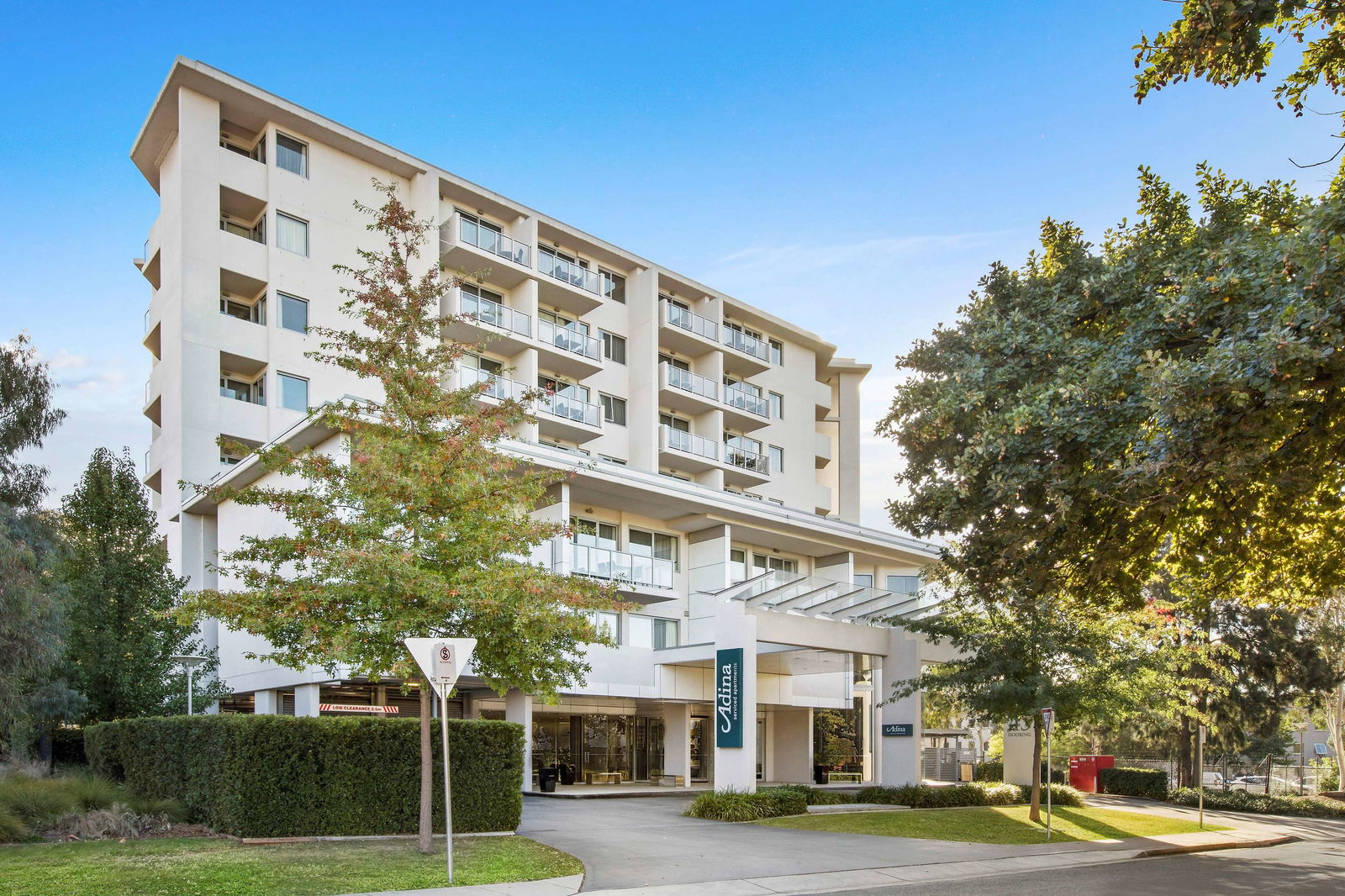 Hotel Adina Serviced Apartments Canberra Dickson