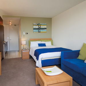 Hotel Park Regis Concierge Apartments cazare Cremorne