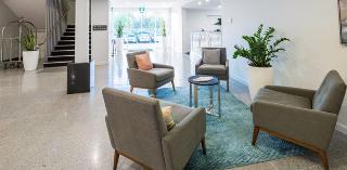 Hotel Abode Narrabundah