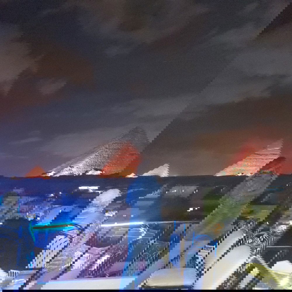 Hotel Golden Pyramids View Inn