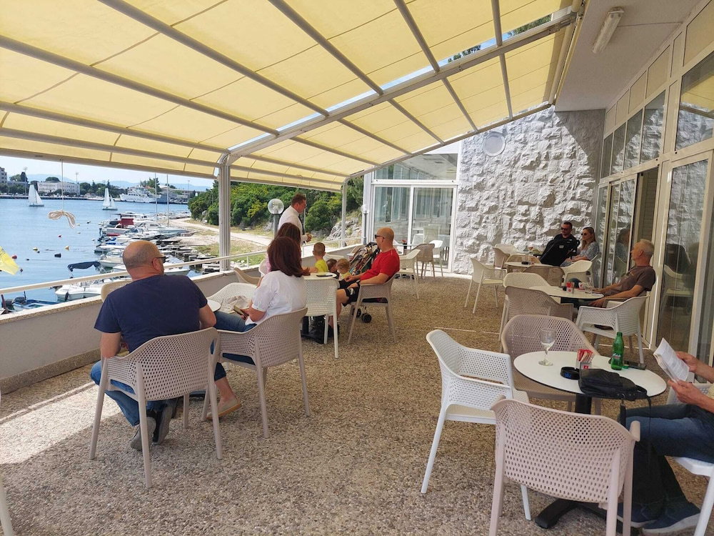 Hotel Hotel Tolero