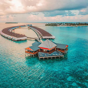 Hotel The Standard, Huruvalhi Maldives cazare Maldive