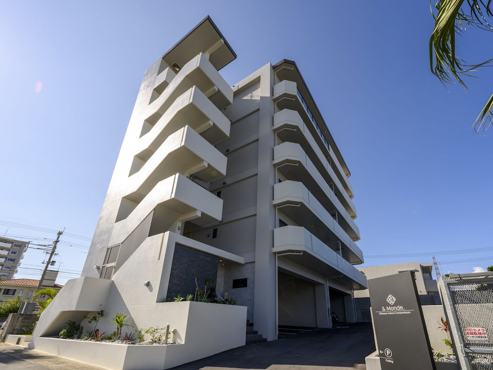 Hotel &Monde. Okinawa Arena Condominium