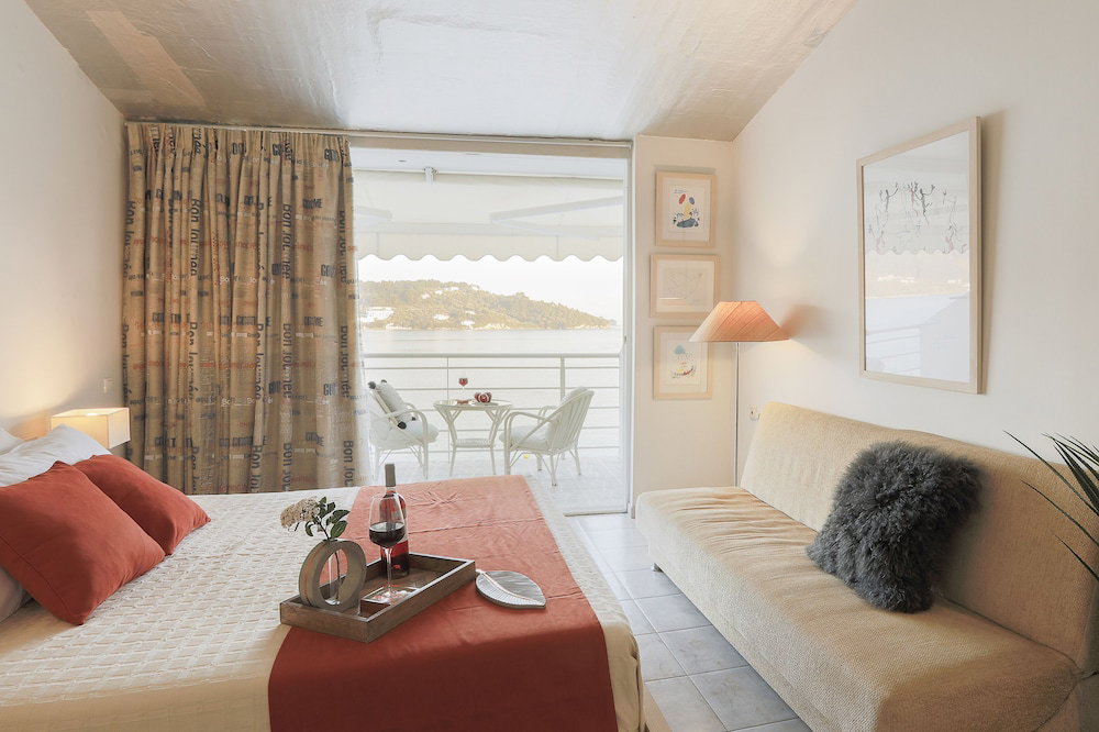 Casa Blue Marine