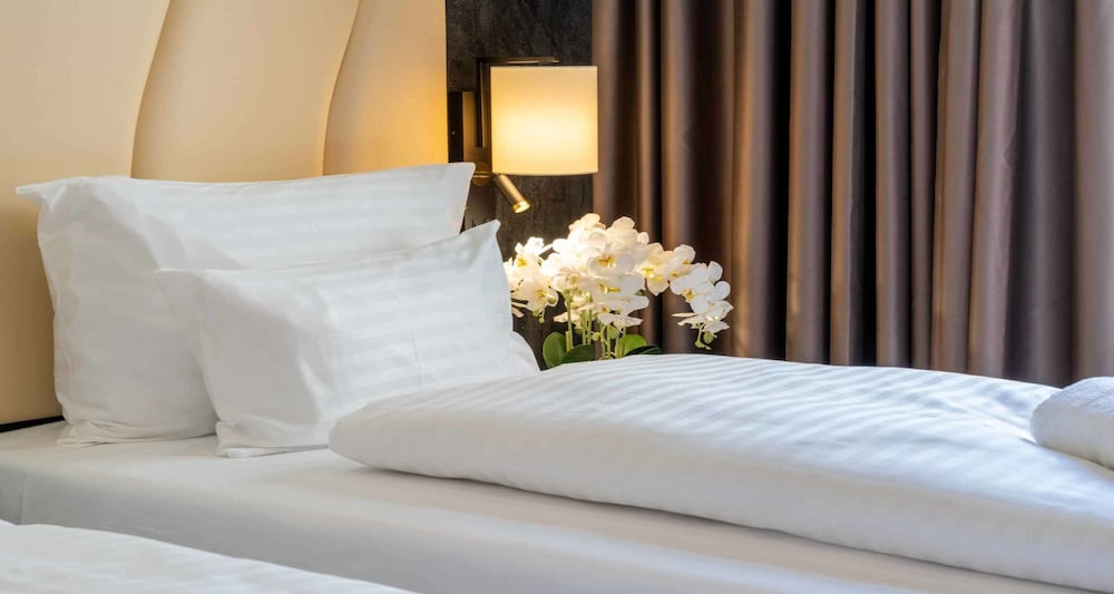 Hotel Plaza Inn Wiener Neustadt, Bw Signature Collection