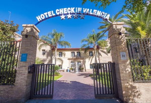 Hotel Dwo Valencia cazare Valencia
