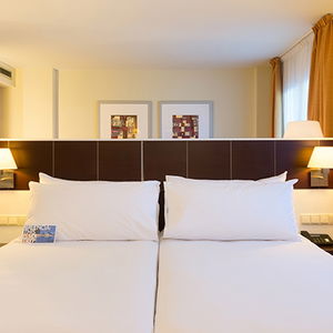 Hotel Port Valencia Feria cazare Valencia