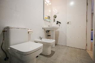 Hotel Holidays2Malaga Suites