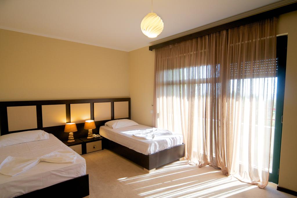 Tropikal Resort