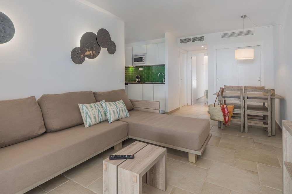 dal travel Sea Club Apts.
